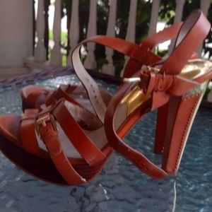 Platform sandals